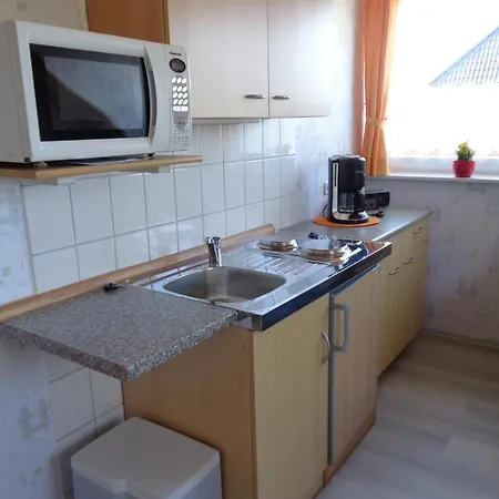 Blume - Haus Benthien - Strandnah *