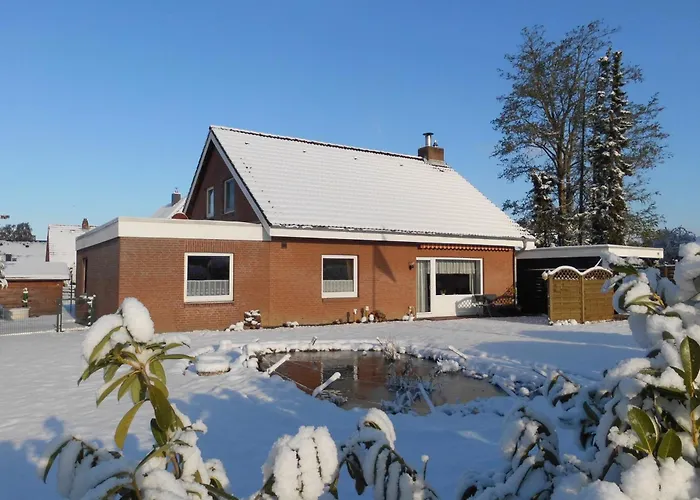 Blume - Haus Benthien - Strandnah * Grömitz